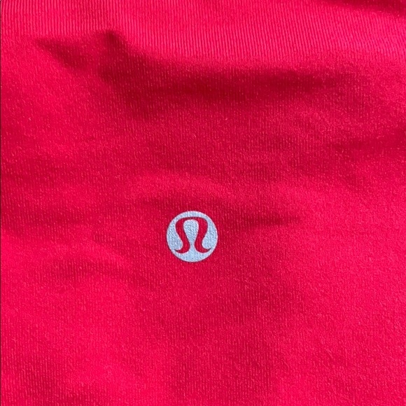 Lululemon whisper tank BNWOT - Picture 3 of 4